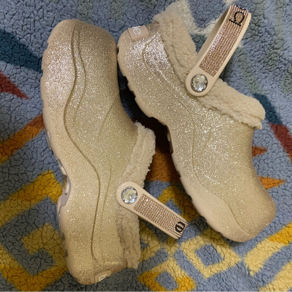 NEW Bebe Gold Glitter FUAX Shoes